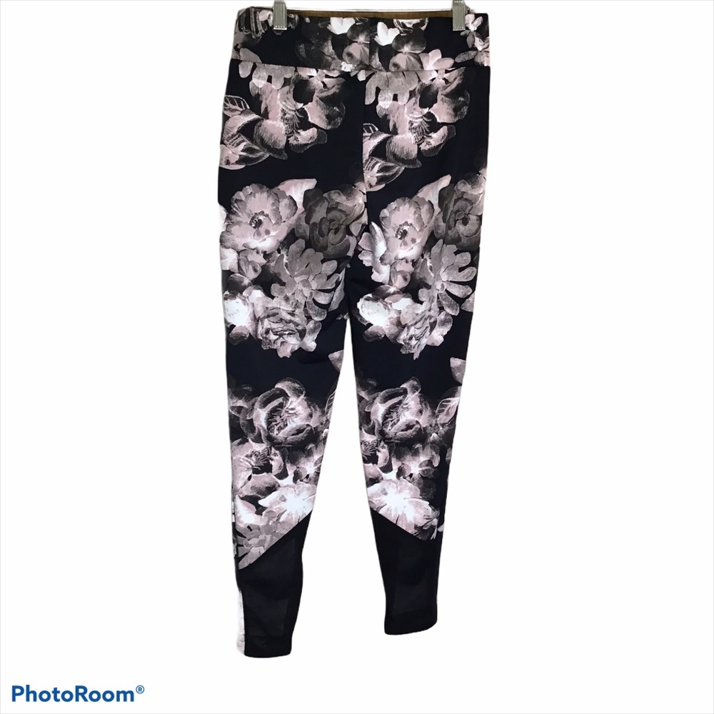 Frank Lyman Weekend Athletic Leggings,S , NWOT